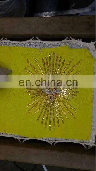 HAND EMBROIDERY SECRADE HEART