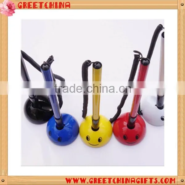 Round Smile Face Base Plastic Table Pen Desk Pen photo-2
