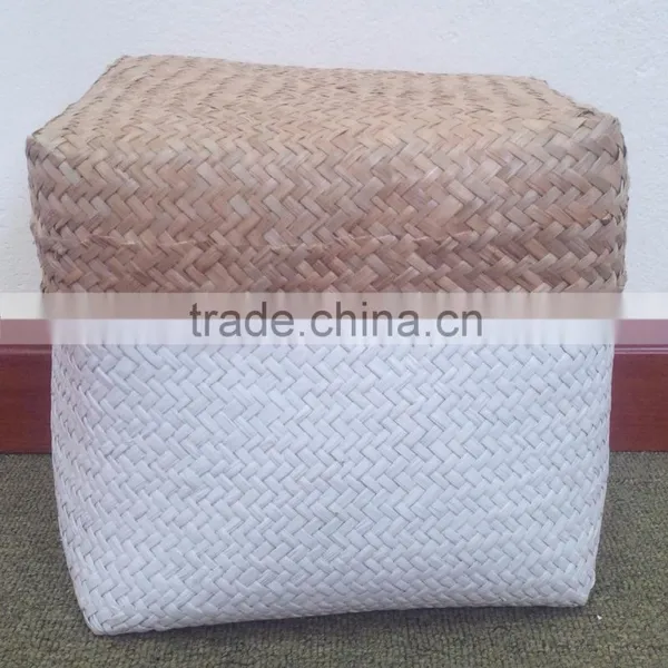Small and Cute Natural Seagrass Box With Lid