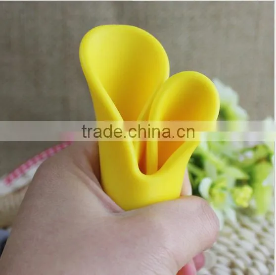 Novelty Cute Silicone Dog Muzzle / Dog Mouth Cover / Cute Duck Mouth Shape Dog Mouth Cover photo-6
