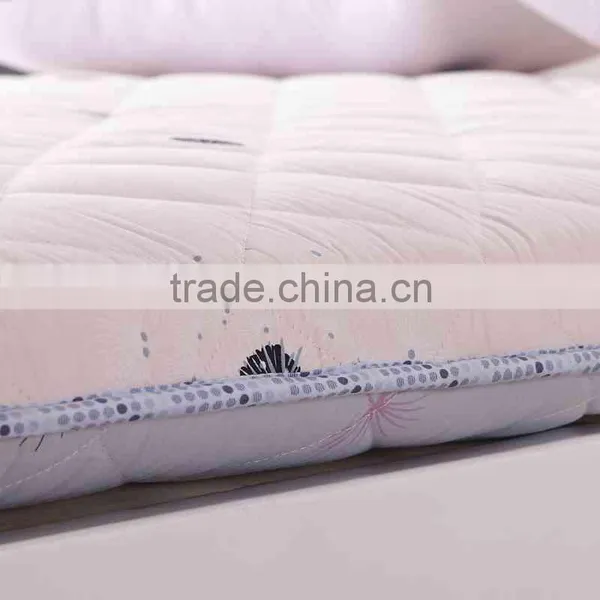 Factory Price Polyester Anti-Slip Twin Waterproof Mattress Pad photo-4