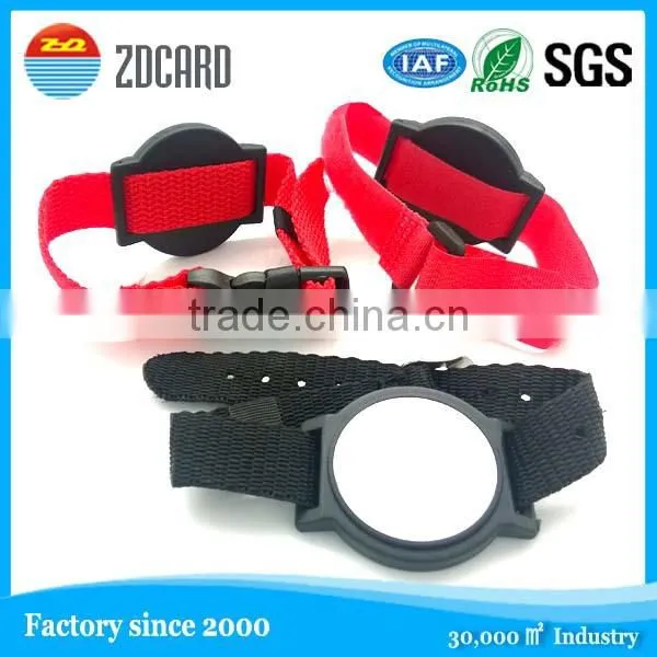 Professional Manufacturer Good Design Mosquito Repellant Silicone Wristband photo-5