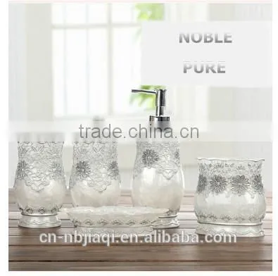 5pcs of Resin Bathroom Accessories Set photo-3