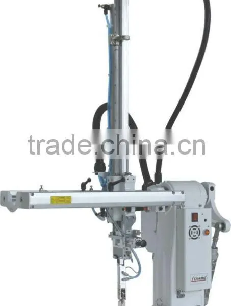 Swing Robot Arm SPRUE PICKER Suction Cup