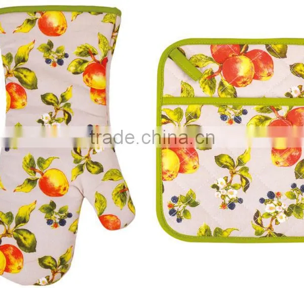 2015 HIGH QUALITY NEW DESIGN PRINTING FRUITS AND VEGETABLES COTTON (OVEN MITT& POT HOLDER) KITCHEN SET MK-1002&1006