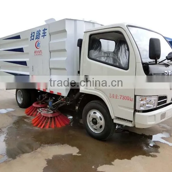 Dongfeng 4x2 Street Sweeper photo-3