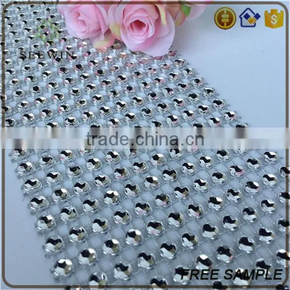 Christmas Diamond Mesh Fabric Table Runner photo-4