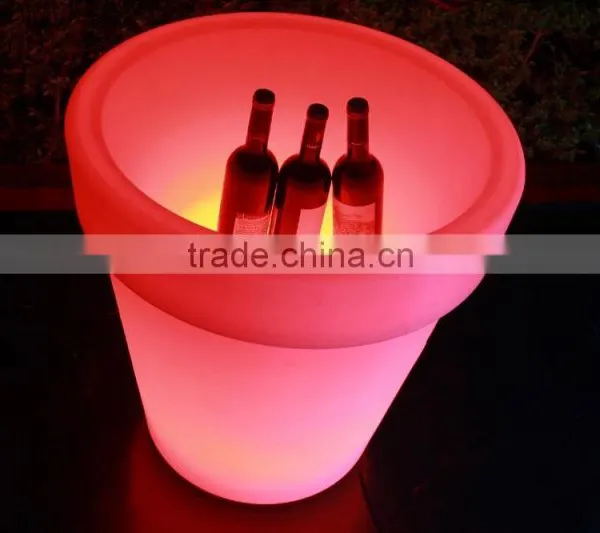PE Colorful Multiple Shapes Plastic Led Beer Pot, Rechargeable Led Ice Bucket photo-3