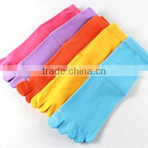 Plain Color 100% Cotton Socks Five Toe Socks