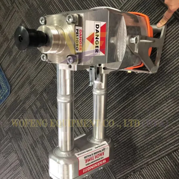 New Style Cow Pneumatic Shocking Gun Stunning Machine for Cattle Slaughter Equipment photo-2