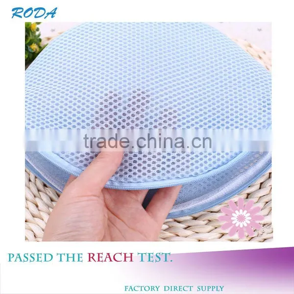 Roda Wholesale 100% Polyester Sandwishing Triangle Lingerie Washing Mesh Bag photo-5