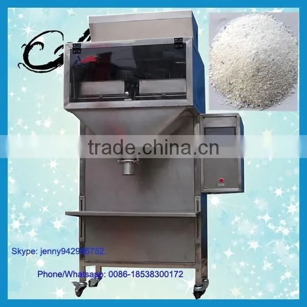 Semi-automatic detergent powder packaging machine with high speed