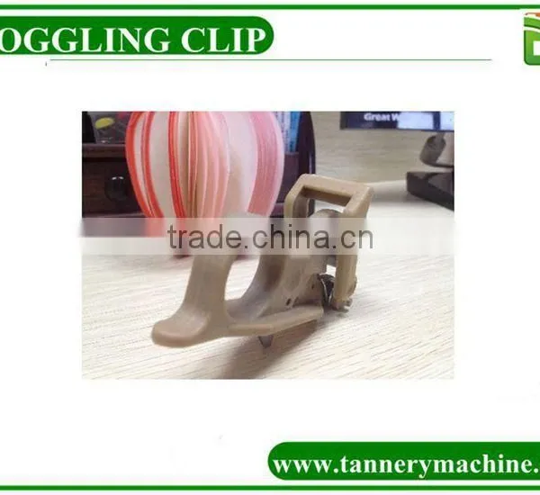 Leather Toggling Machine Clip photo-5