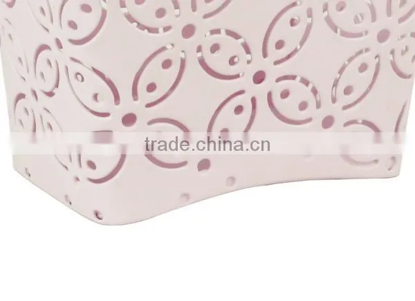 Pink Arc-shaped Metal Punched Pen Ruler Pencil Holder photo-3