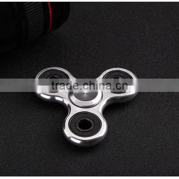 Wholesale Anti Anxiety Desk Toy Alunimun Alloy LED Flashing Fidget Spinner photo-2
