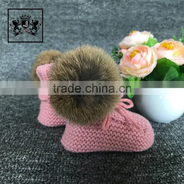 New Arrival Wholesale China Soft Sole Baby Handmade Kinitted Shoes Kids Winter Booties For Sale photo-5