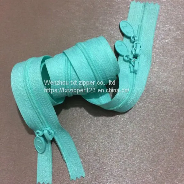 TXT Brand #5 Plastic Zipper With Normal Teeth Three Puller Open End High Quality and Low Price Garment Accessories