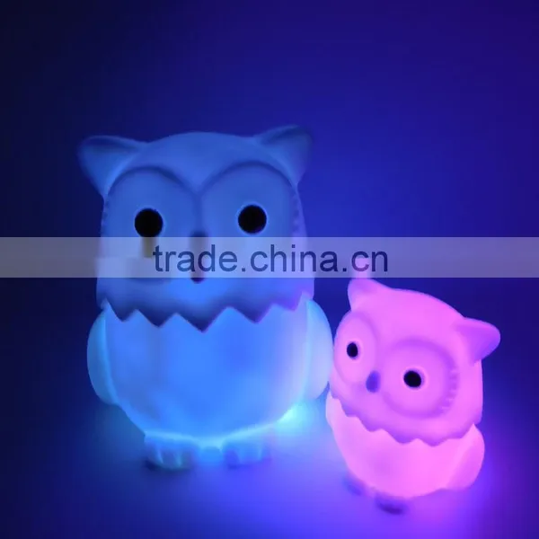 2015 New Design Roto Casting Vynil Owl Anime Figure Led Light Toys photo-6
