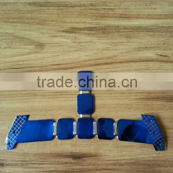 Three Colors PVC Slipper Strap Injection Moulding Machine photo-4