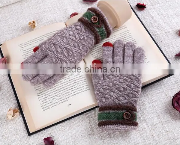 Hot Sale For Christmas Unisex Touch Screen Gloves For Couples 2 Fingertips With Conductive Fiber photo-6