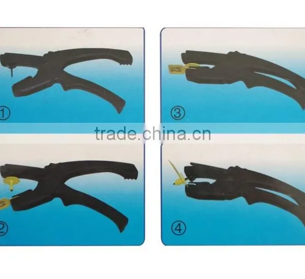 Ear Tag Pliers With Handle Using photo-3