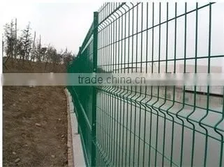 Low Price Safety Metal Fence Wire Mesh Fence From Factory photo-5