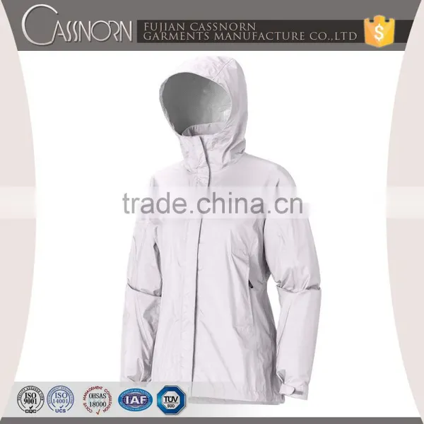 New Arrival Custom Design Fashion Outdoor Breathable Soft Shell Jacket photo-3