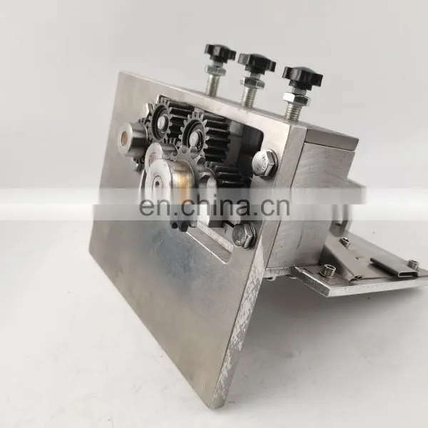 Non-woven Disposable Surgical Full Mask Making Machine and Mask Machine Parts photo-3