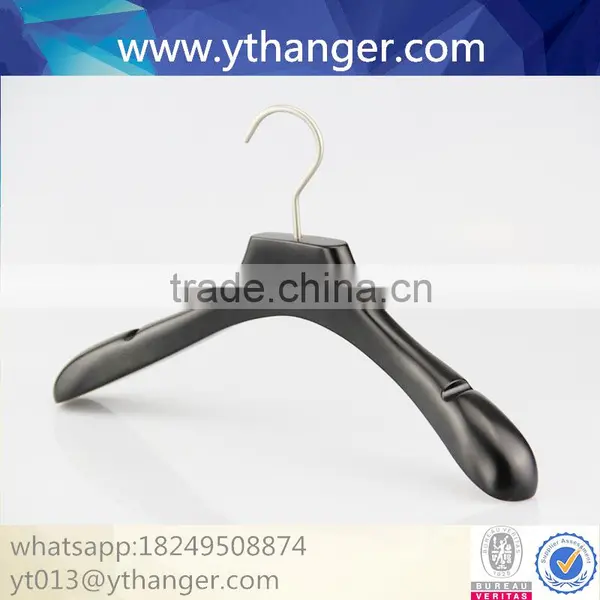 CY-664 Top Material Wooden Clothes Hanger Black Wooden Suit Hanger With Trousers Bar photo-2