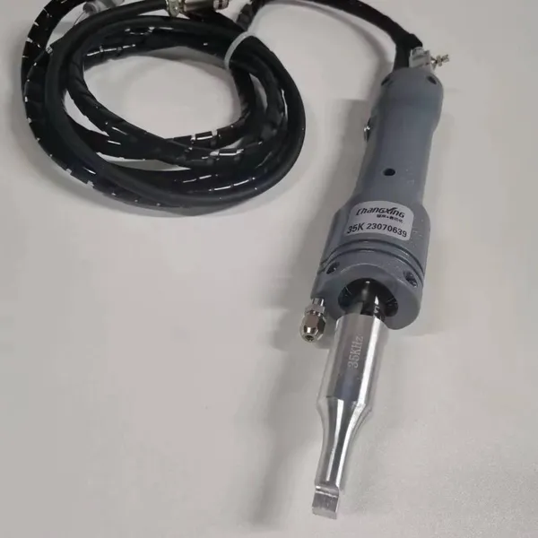 Automobile Interior Welding Machine, Ultrasonic Spot Welding for Automobile Accessories, Handheld Ultrasonic Welding Machine, Free Sample Making photo-2