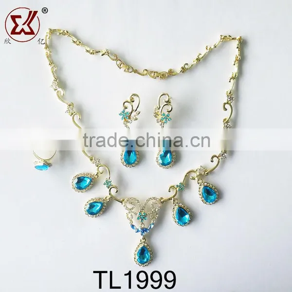 Imitation Jewellery in Dubai Zircon Jewelry Tassle Necklace