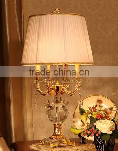 Luxury Clear Crystal Lamp Body Golden Color Four Candles Table Lamp photo-2