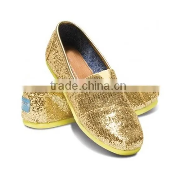 Brand Name Classic Canvas Shoes Excess Inventory for Sale photo-2