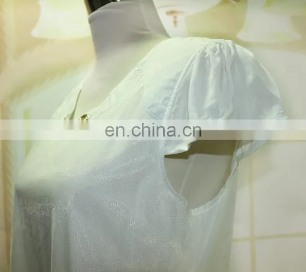 Lastest Fashion Embroidery White Sexy Blouse Design photo-3