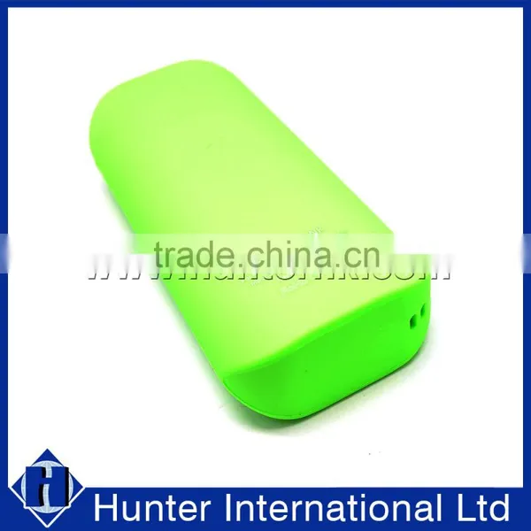 Top Quality Colorful 5600 MAH Portable Power Bank photo-3