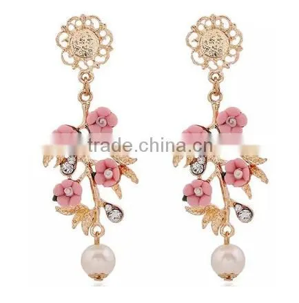 Latest Design Hot Sale Beautiful Flower With Pearl Pendant Earring photo-5