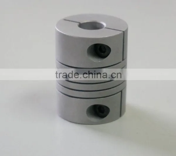 High Quality 3 1/2 Eue Tubing Coupling photo-4