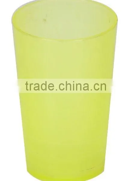 PLASTIC ROUND TUMBLER 608