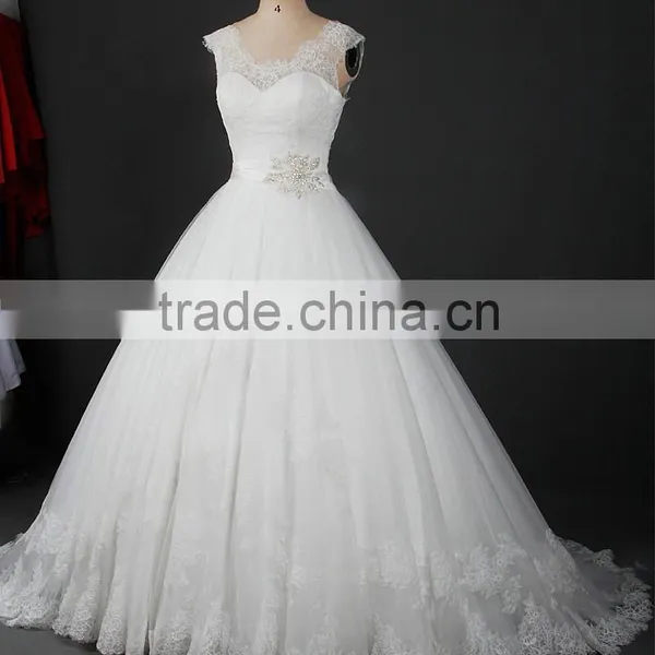 RSW912 Wholesale Scoop Neckline Vintage Lace Wedding Dresses 2016 With Belt Bridal Ball Gown Wedding Gown photo-2