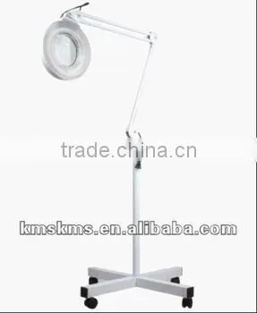Skin Magnifying Lamp