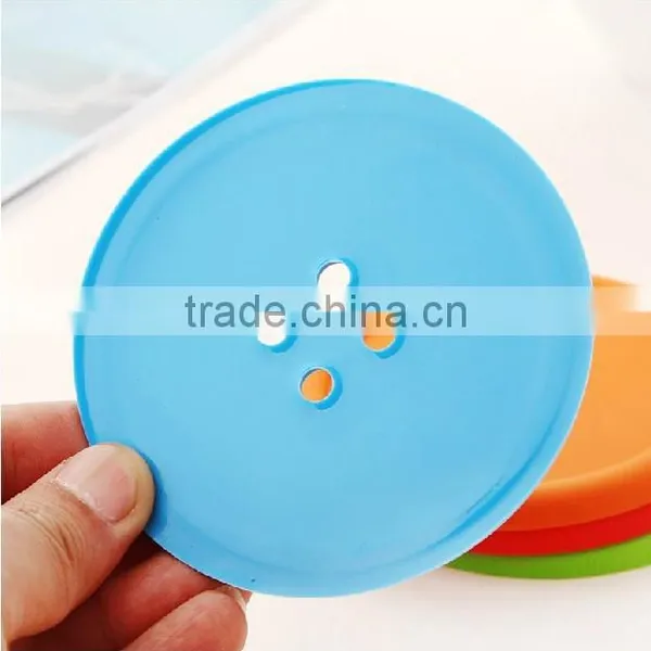 Colorful Fastener -shaped Silicone Cup Mat/household Product photo-3