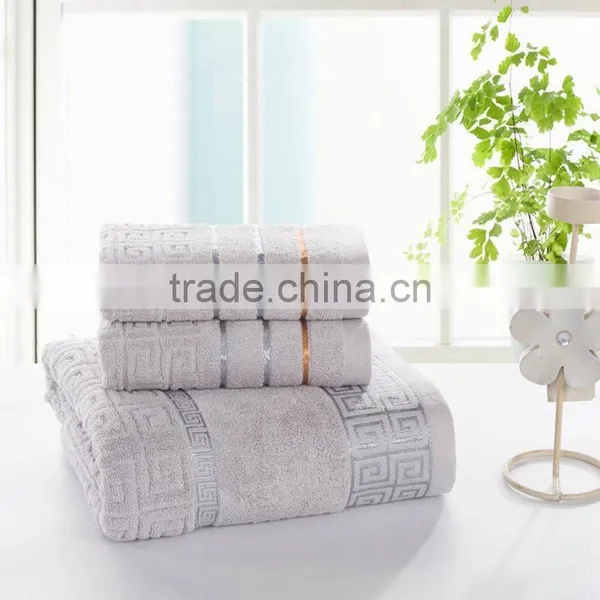Custom Velour Plain Hotel Towel Set photo-3