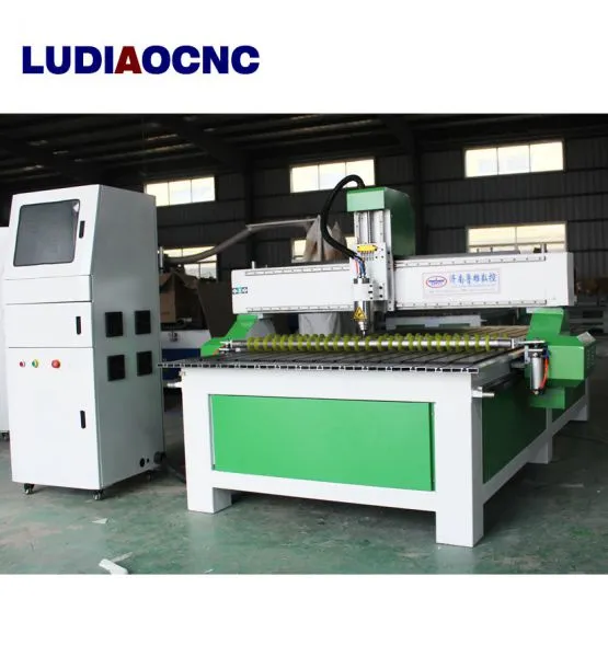 China Jinan Factory Supply 3d Wood Wall Carving CNC Engraving Router Machine Price With 1300*2500mm Working Size photo-3