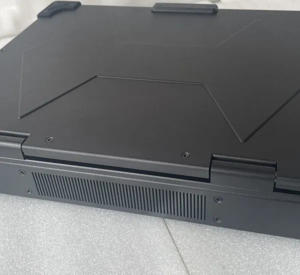Industrial Computer 15.6-Inch Form Factor Phytium D2000 8-Core Architecture IP65 Protection Standard Fanless Cooling Design photo-4