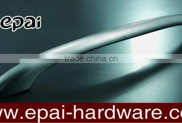New design oven appliance handle