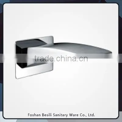 China Faucet Factory Bath Spout for Bathroom Bathtub