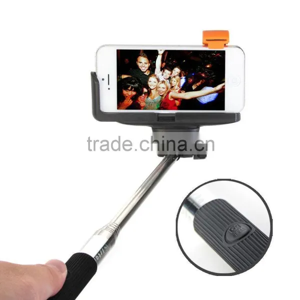 Kingwon Selfie Stick With Bluetooth Shutter Button