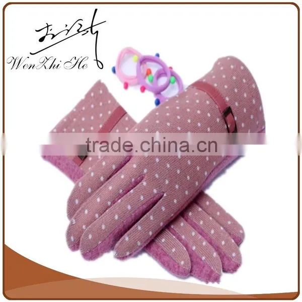 Girl's Winter Cute Butterfly Decorated Pink Gloves photo-3