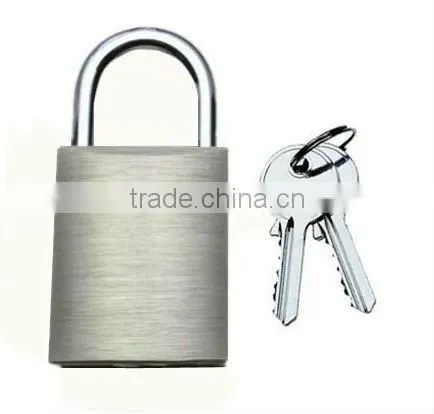 570 45mm Replaceable Cylinder Brass Padlock