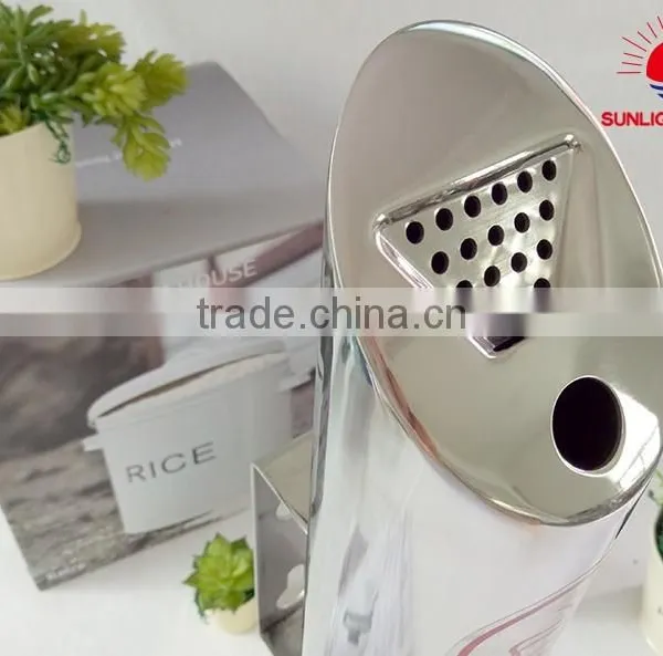 Round Shape Wall Mounted Metal Ashtray photo-6